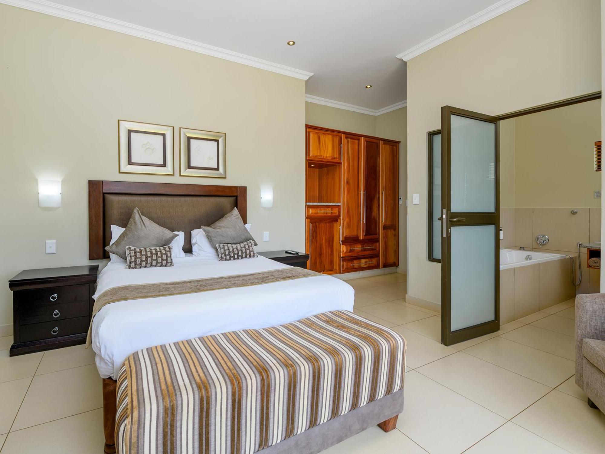 Monomotapa Village @ Legend Golf And Safari Resort Golders Green Extérieur photo
