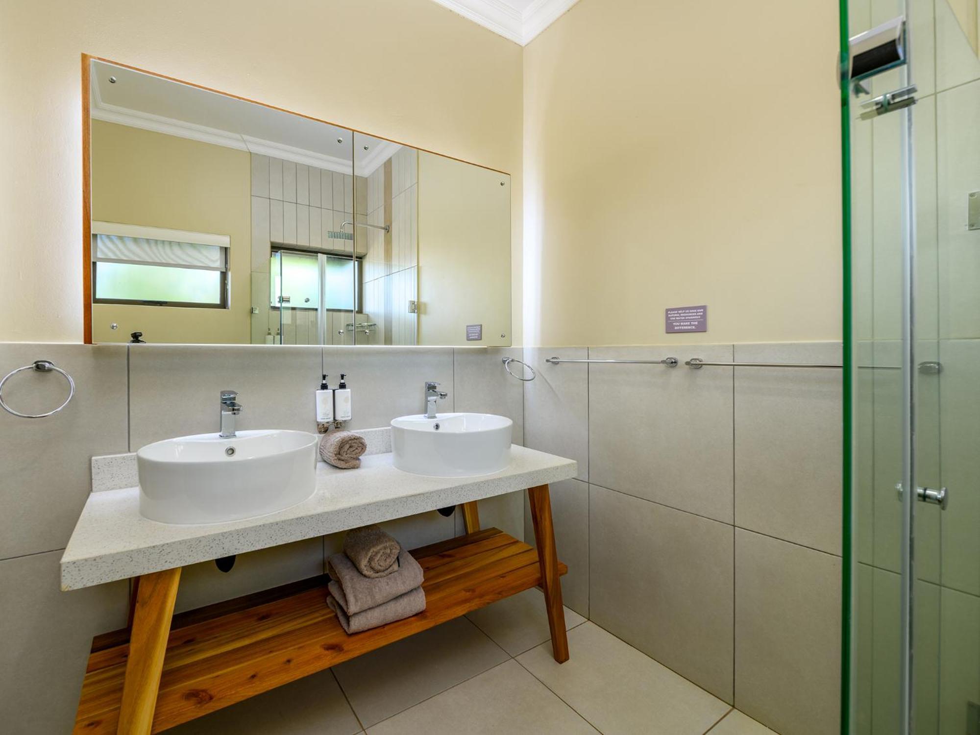 Monomotapa Village @ Legend Golf And Safari Resort Golders Green Extérieur photo