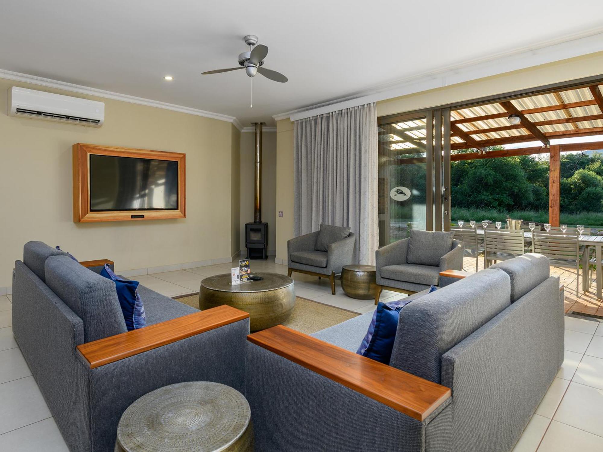 Monomotapa Village @ Legend Golf And Safari Resort Golders Green Extérieur photo