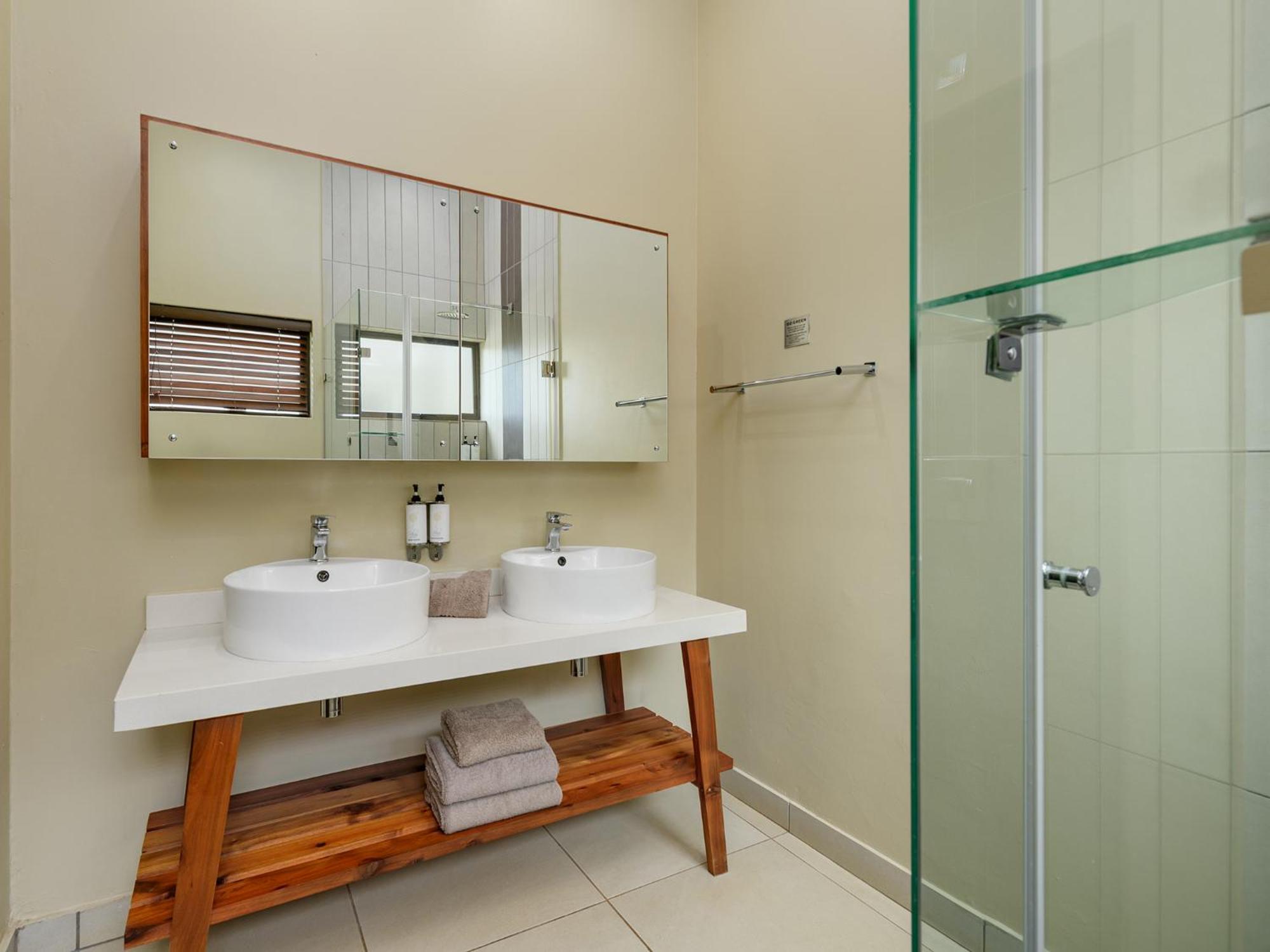 Monomotapa Village @ Legend Golf And Safari Resort Golders Green Extérieur photo